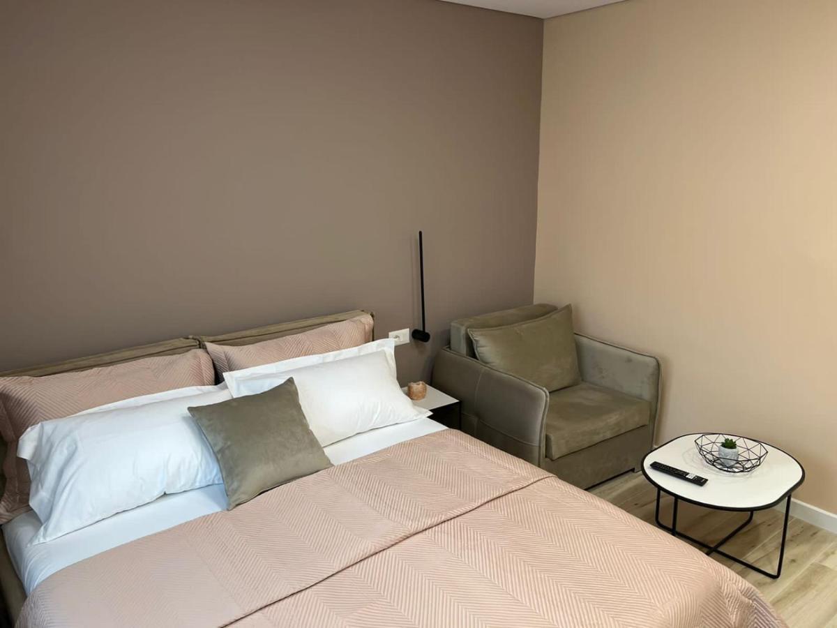 Smart Home , Lovely Apartment In Tiranë Luaran gambar